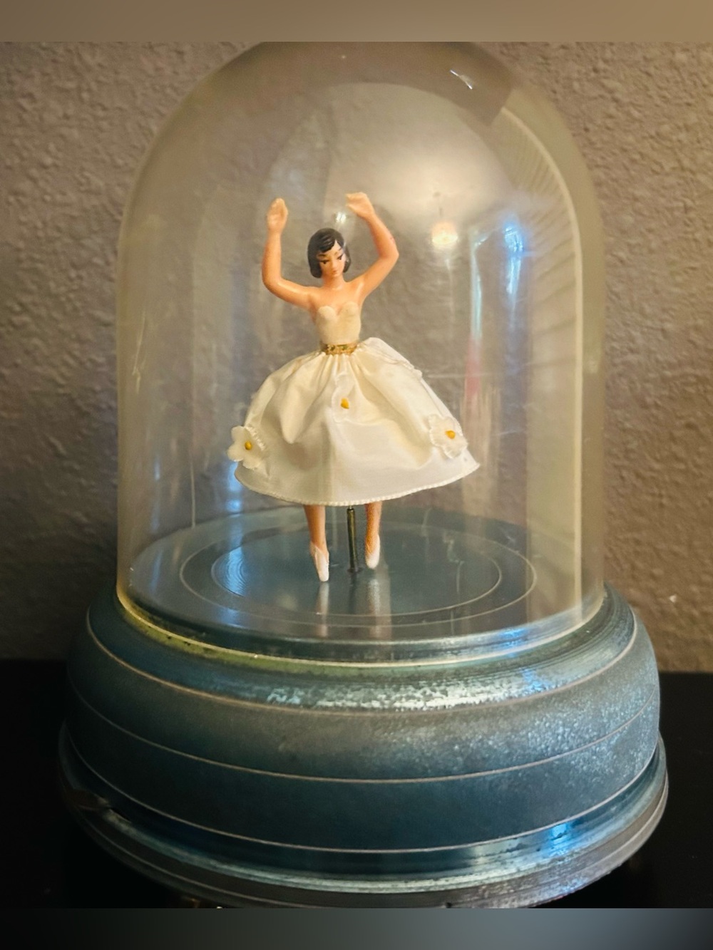 Vintage Reuge Dancing Ballerina Music Box with dome antique Switzerland